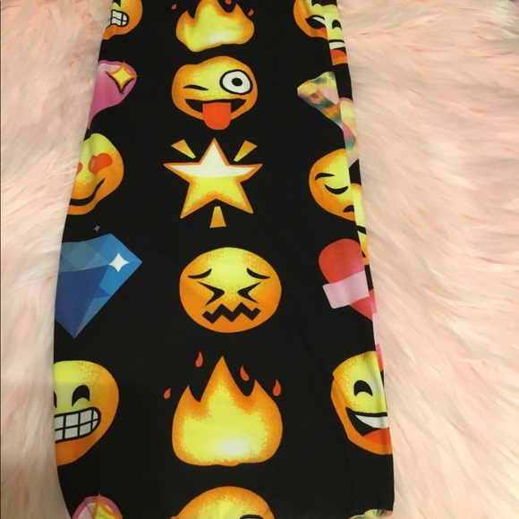 🆕New Emoji Legging - Picture 7 of 8